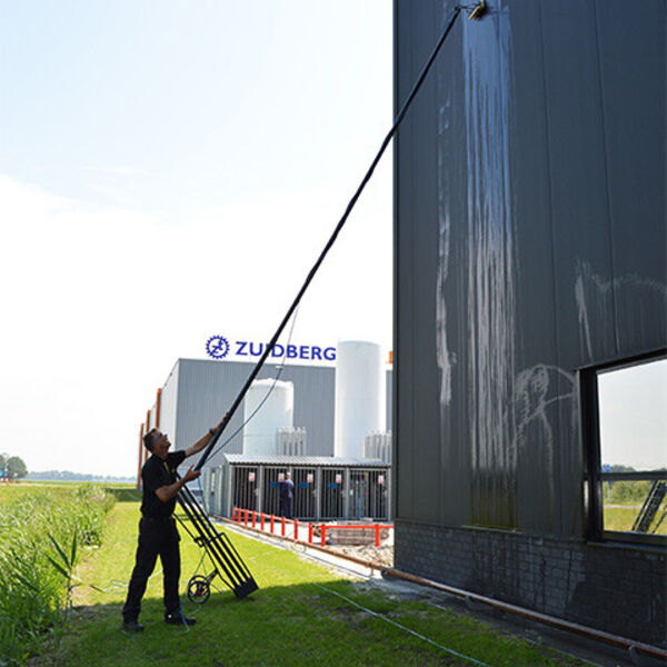 Gevelbeplating reinigen